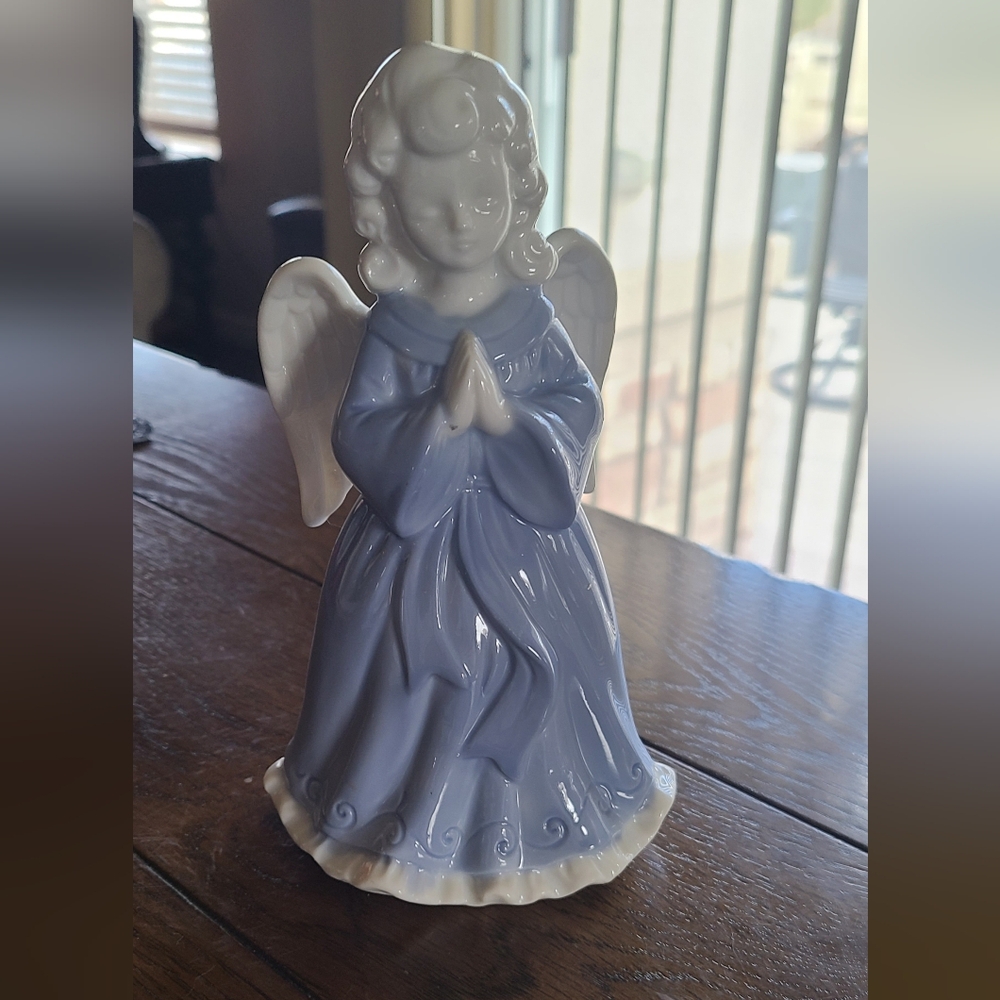 Angel figurine with Inarco Japan sticker